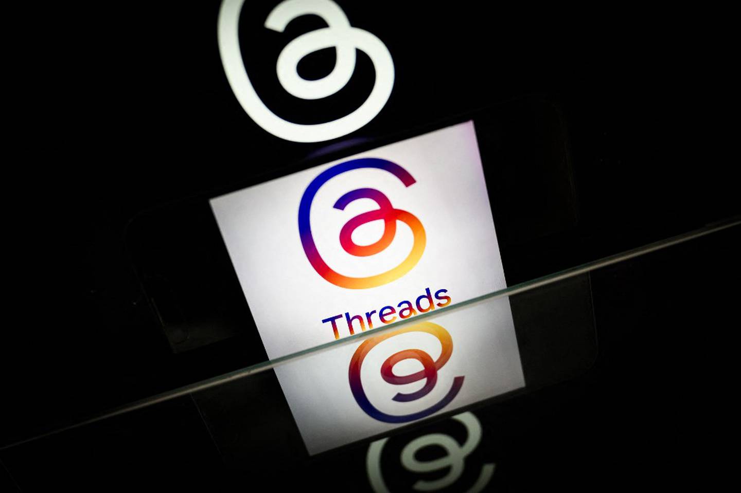 Threads alcanzó 175 millones de usuarios en un año, superando récords de descargas.