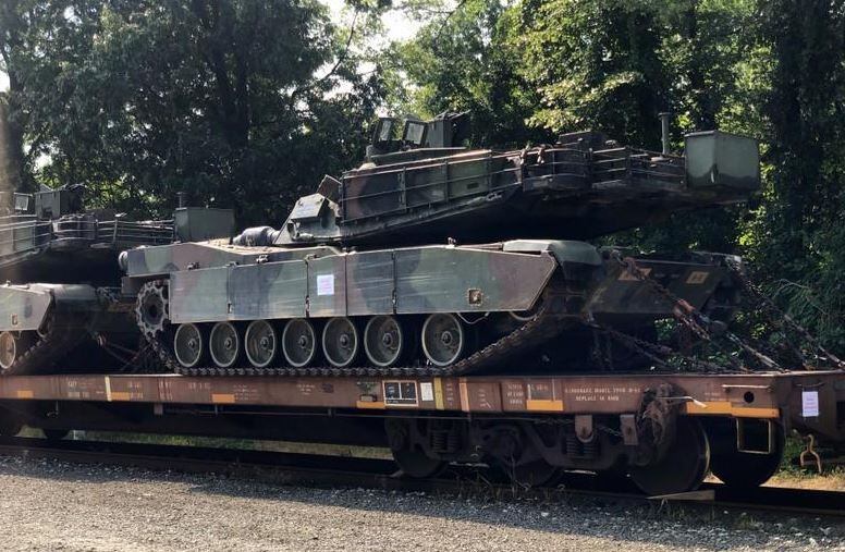 Estados Unidos se comprometió a entregar 31 tanques M1 Abrams a Ucrania como parte de su ayuda militar, valorada en más de $43.000 millones desde la invasión rusa en febrero de 2022. Foto tomada de Twitter