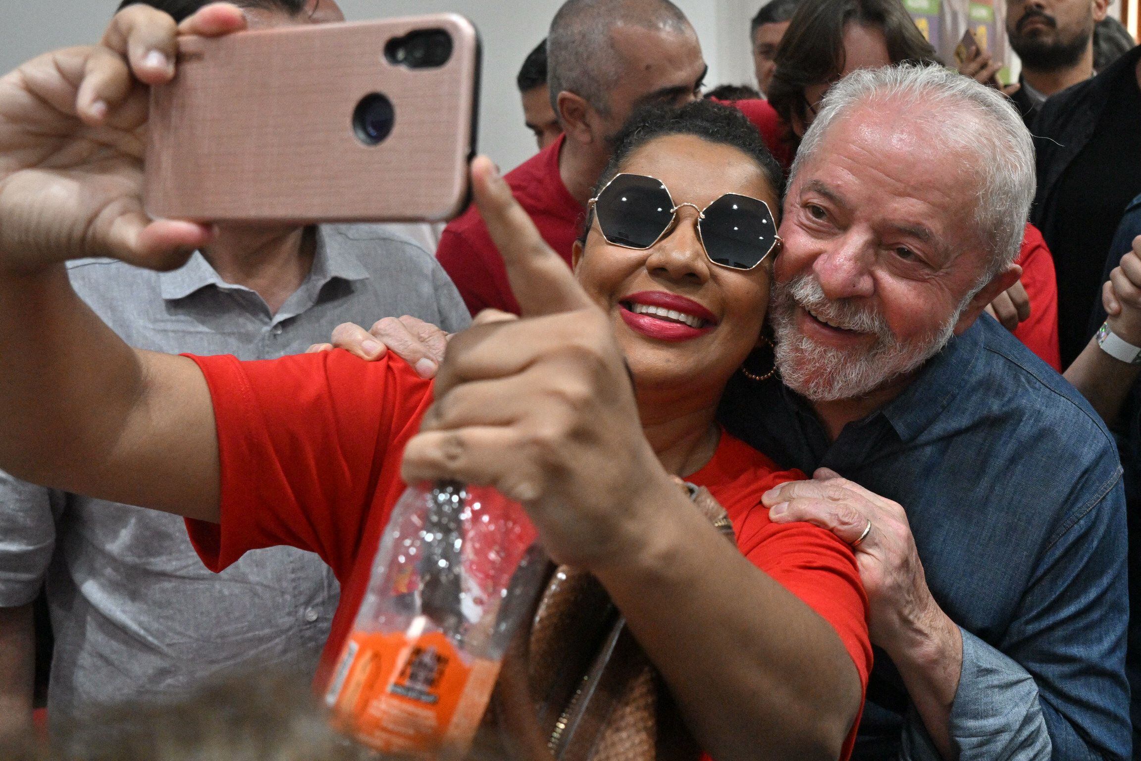 Lula coronó su doble mandato consiguiendo la sede del Mundial de fútbol del 2014 y los Juegos de Río 2016.