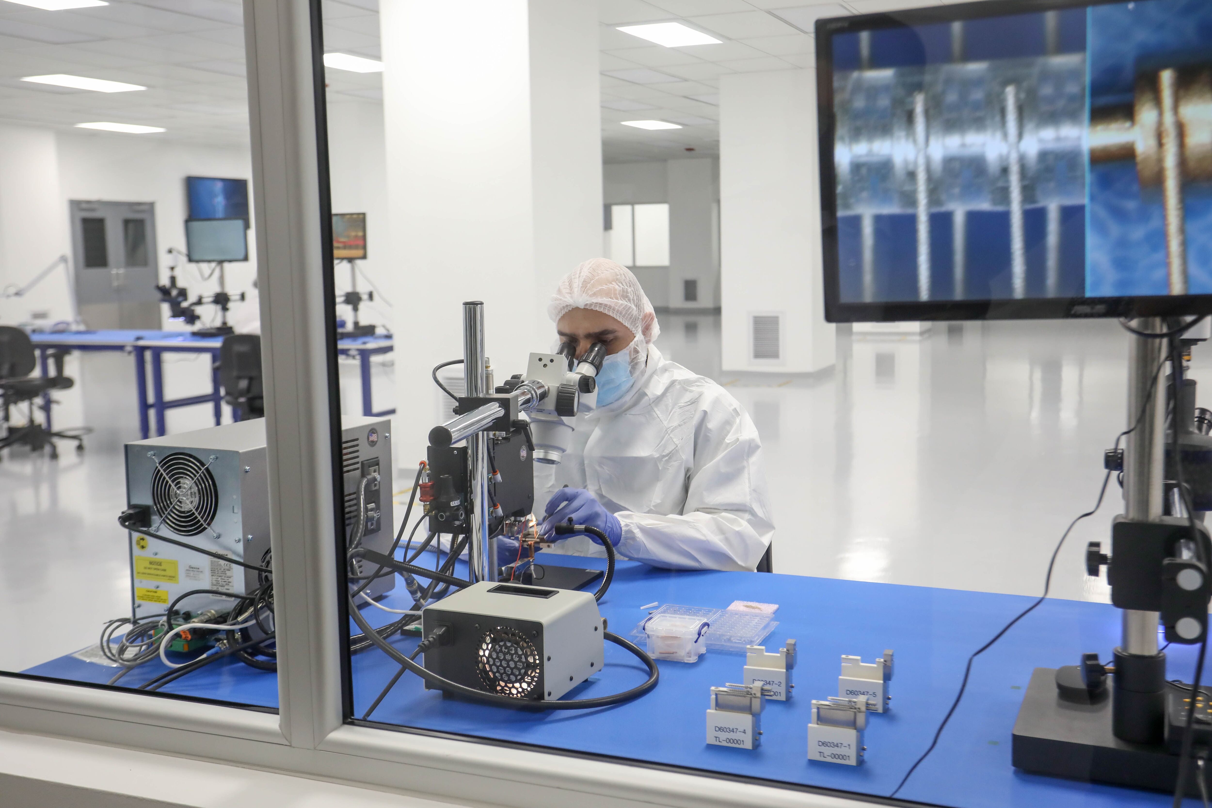 En noviembre del 2021, la empresa de dispositivos médicos Nevro  inauguró sus operaciones globales de fabricación en Costa Rica. El régimen especial (incluye principalmente Zona Franca) continúa ganando espacio en la producción de Costa Rica.