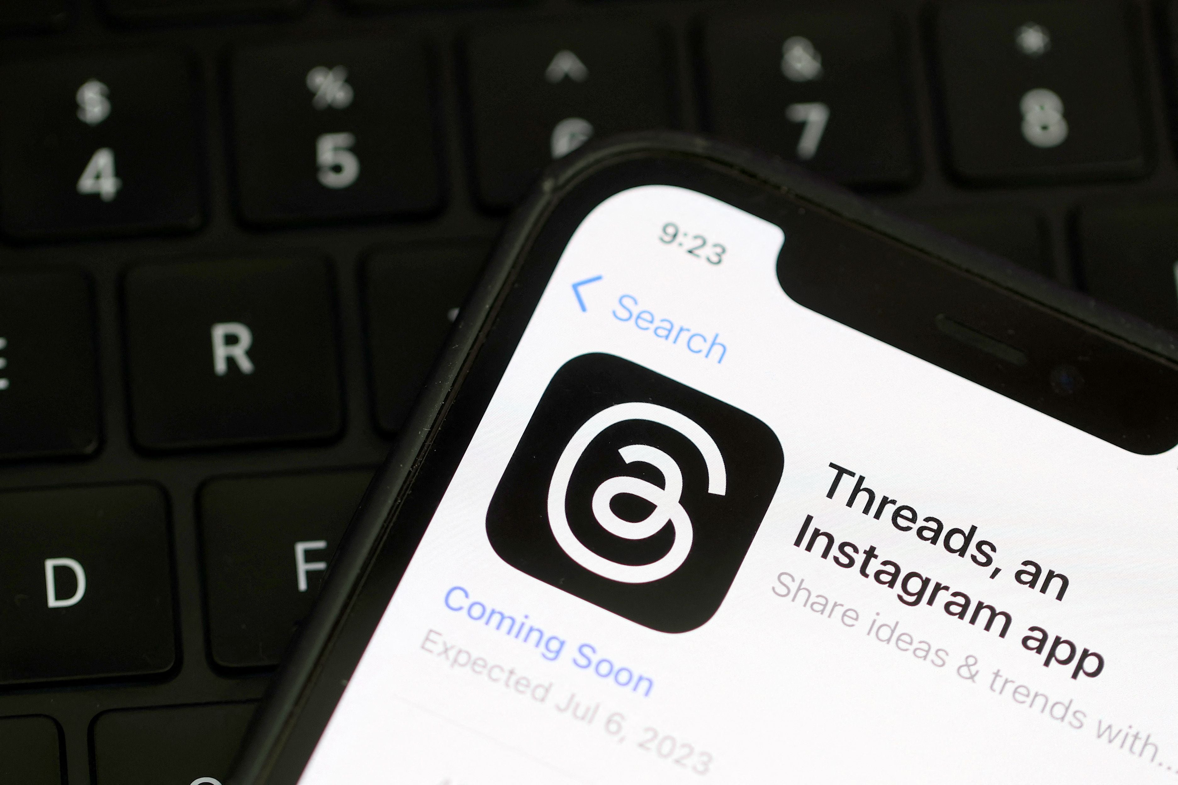 Meta ha corregido un error en Instagram y Threads que restablecía la opción de filtro de contenido político, afectando a los usuarios.