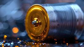 Nuevos compuestos en baterías de litio amenazan el medio ambiente, revela estudio