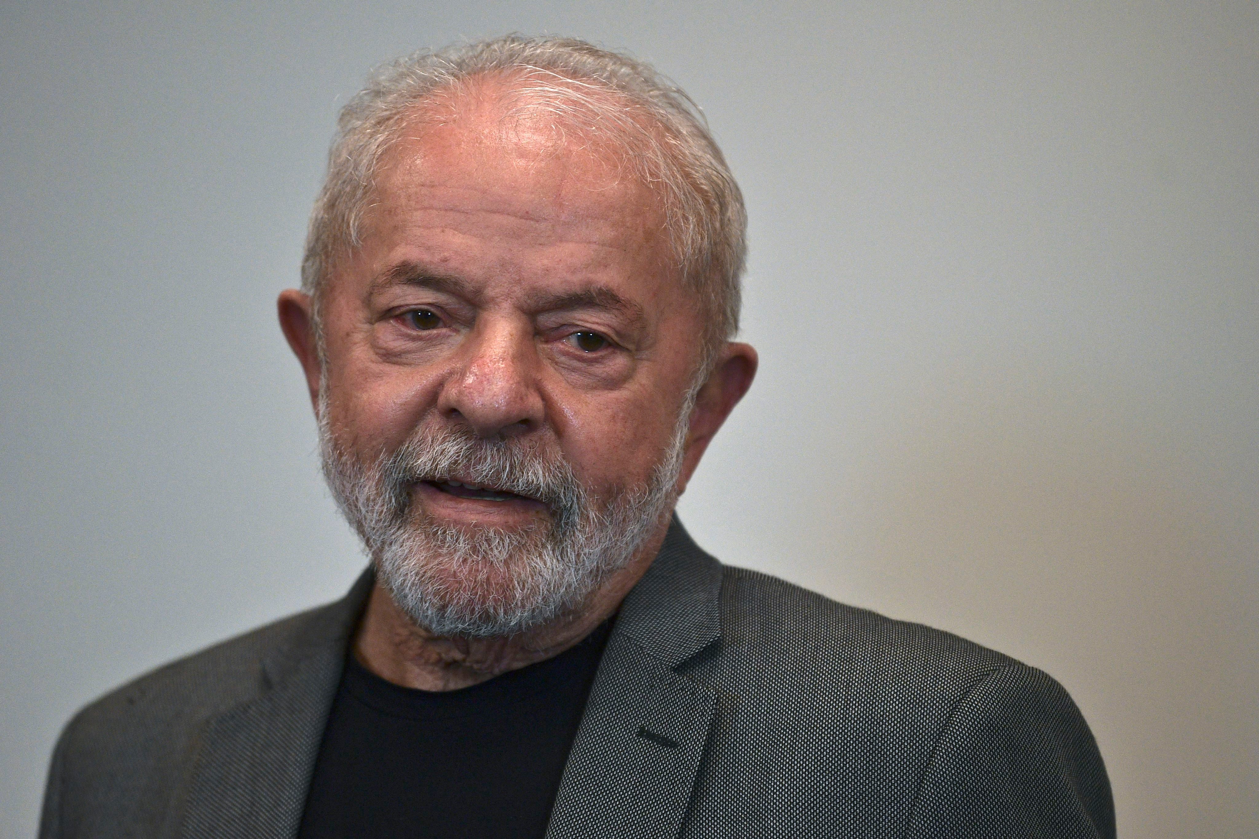 Lula dice que recibe un Brasil en ‘penuria’ al anunciar nuevos ministros