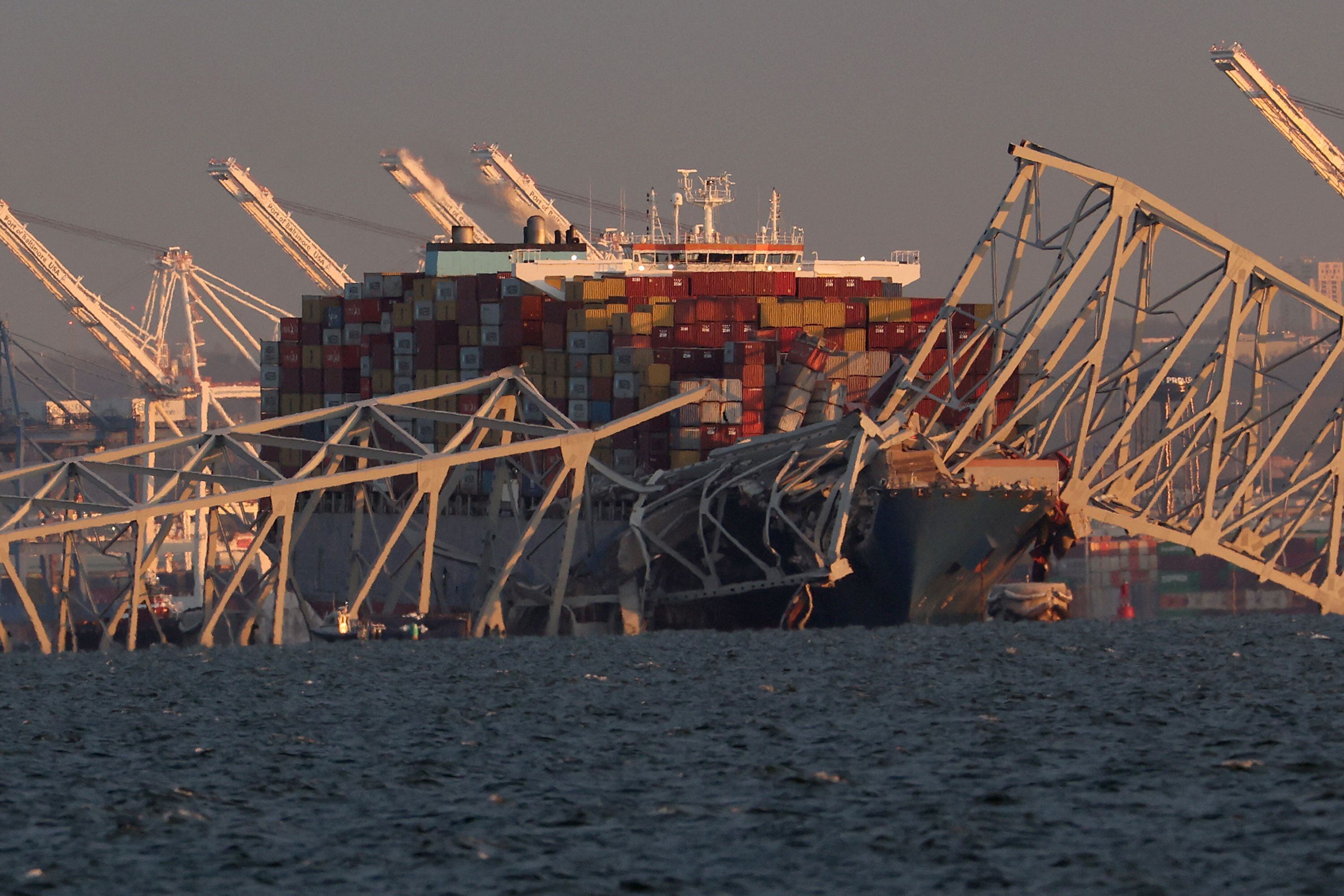 El puerto de Baltimore, que se vio afectado tras la caída del puente Francis Scott Key, es el noveno puerto en importancia de Estados Unidos, en cuanto a carga y valor de carga de mercadería extranjera movilizada, cuya actividad genera más de 15.000 empleos directos y casi 140.000 indirectos.

