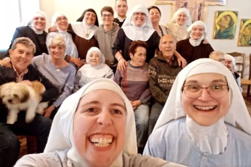 Arzobispo de Burgos pide a monjas excomulgadas que abandonen su convento y advierte con acciones legales si no lo hacen pronto.
