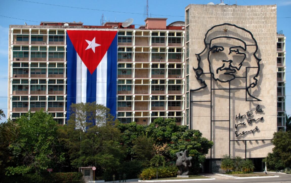 Edificio sede del Ministerio del Interior en la Plaza de la Revolución de La Habana. Foto: Archivo.