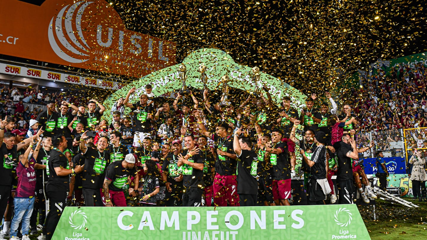 El Deportivo Saprissa conquistó el título 40 y se convirtió en el club más ganador de Costa Rica y Centroamérica.