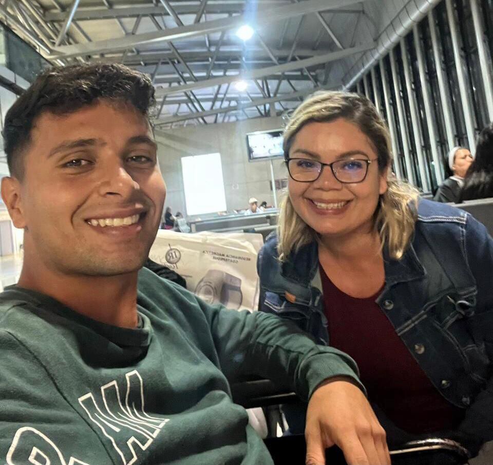 Joshua Parra Mesén se encuentra en Costa Rica y ya asistió a sus primeras citas médicas con su madre  Magdaly Mesén. Cortesía