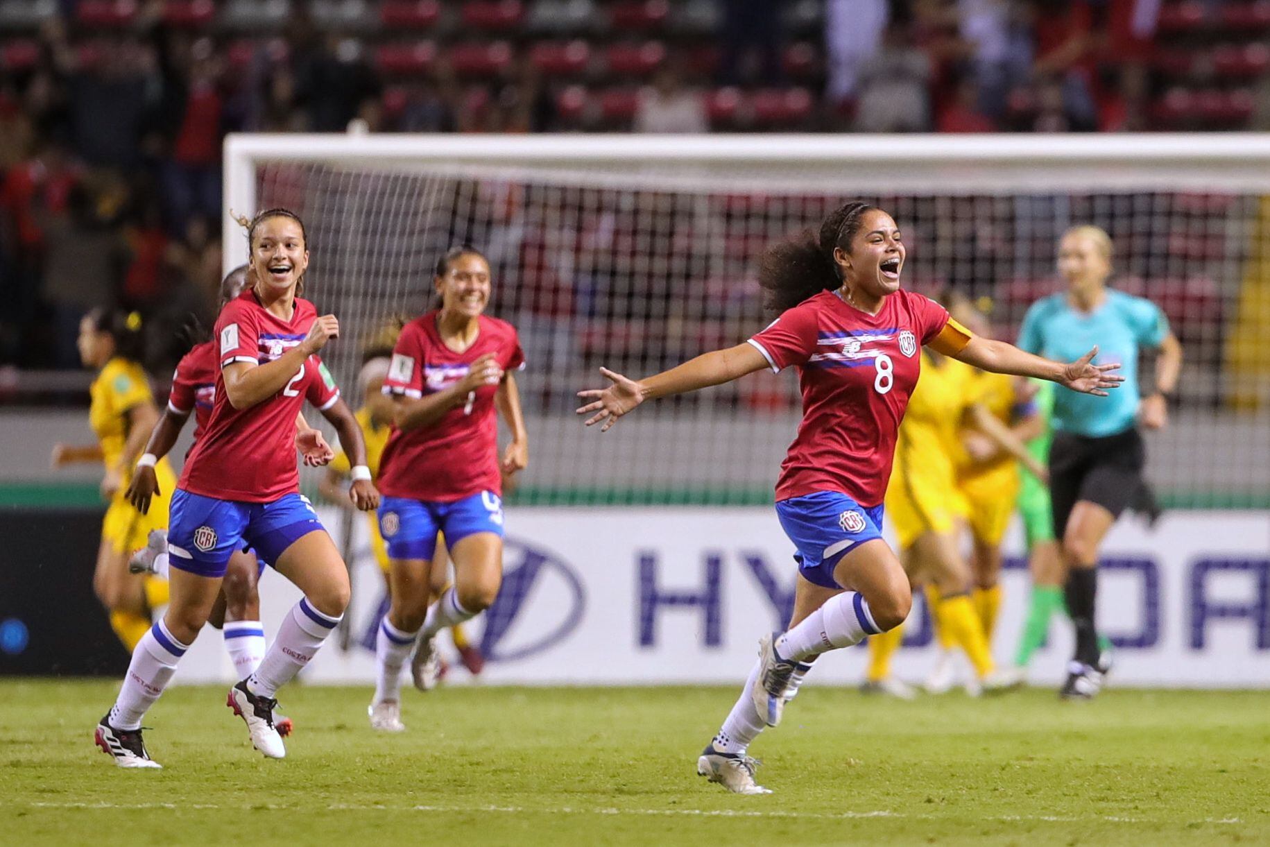 Emoción alrededor de los estadios en la Copa Mundial Femenina de la FIFA -  KESQ