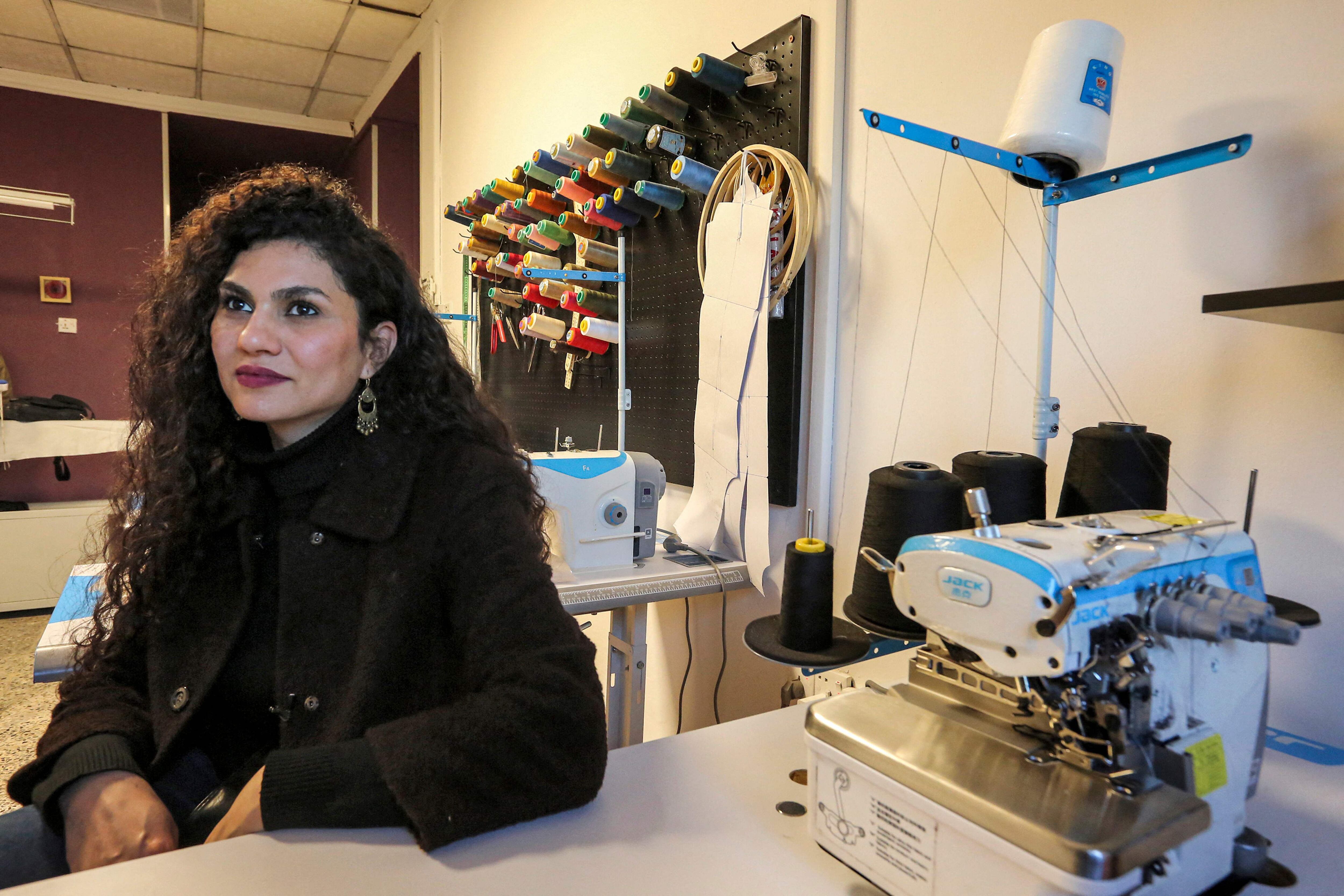 Mujeres empresarias de Irak sueñan en grande con sus pequeños negocios