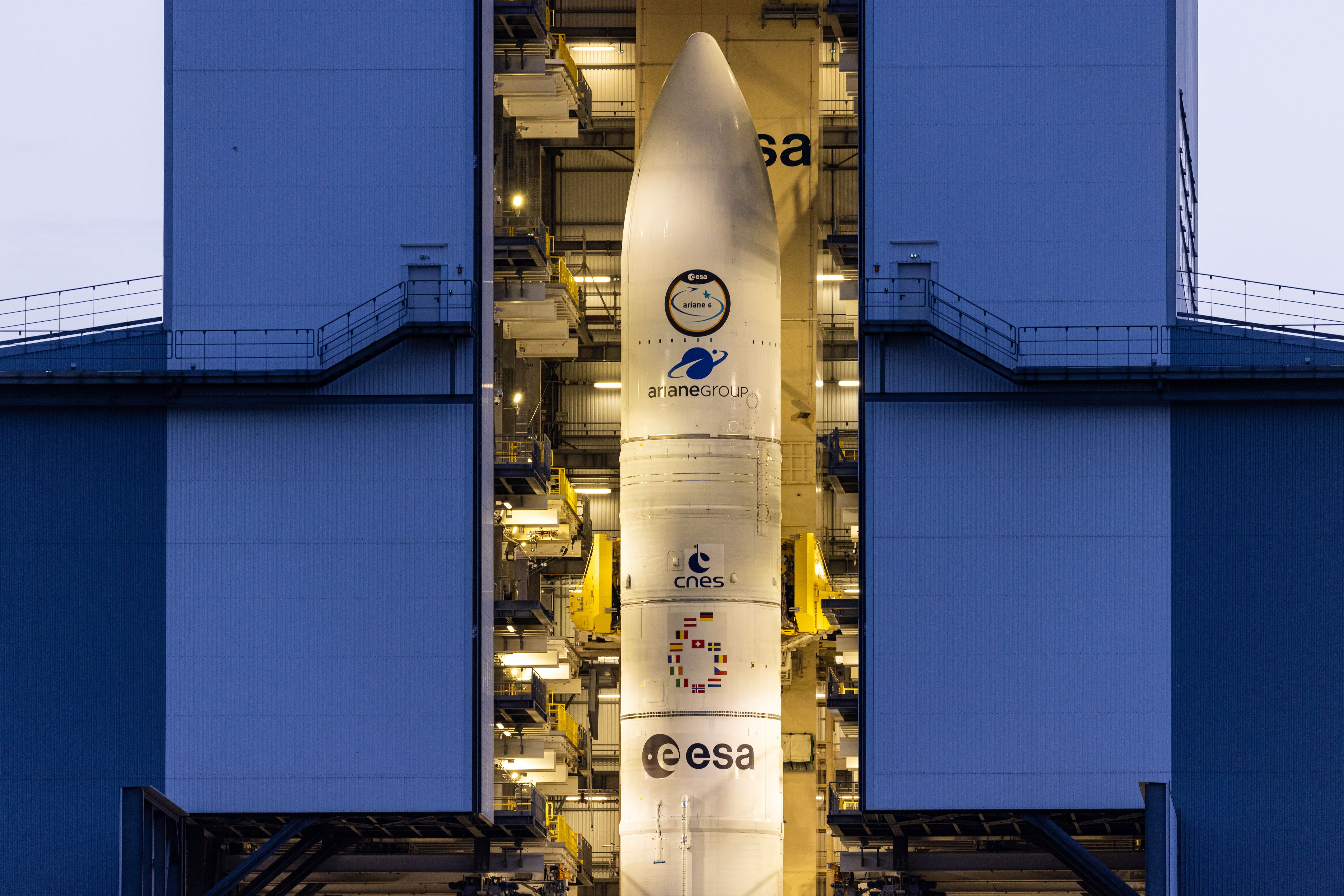 El Ariane 6 despegó en su primera misión desde la Guayana Francesa, marcando un paso crucial para Europa en el acceso autónomo al espacio.