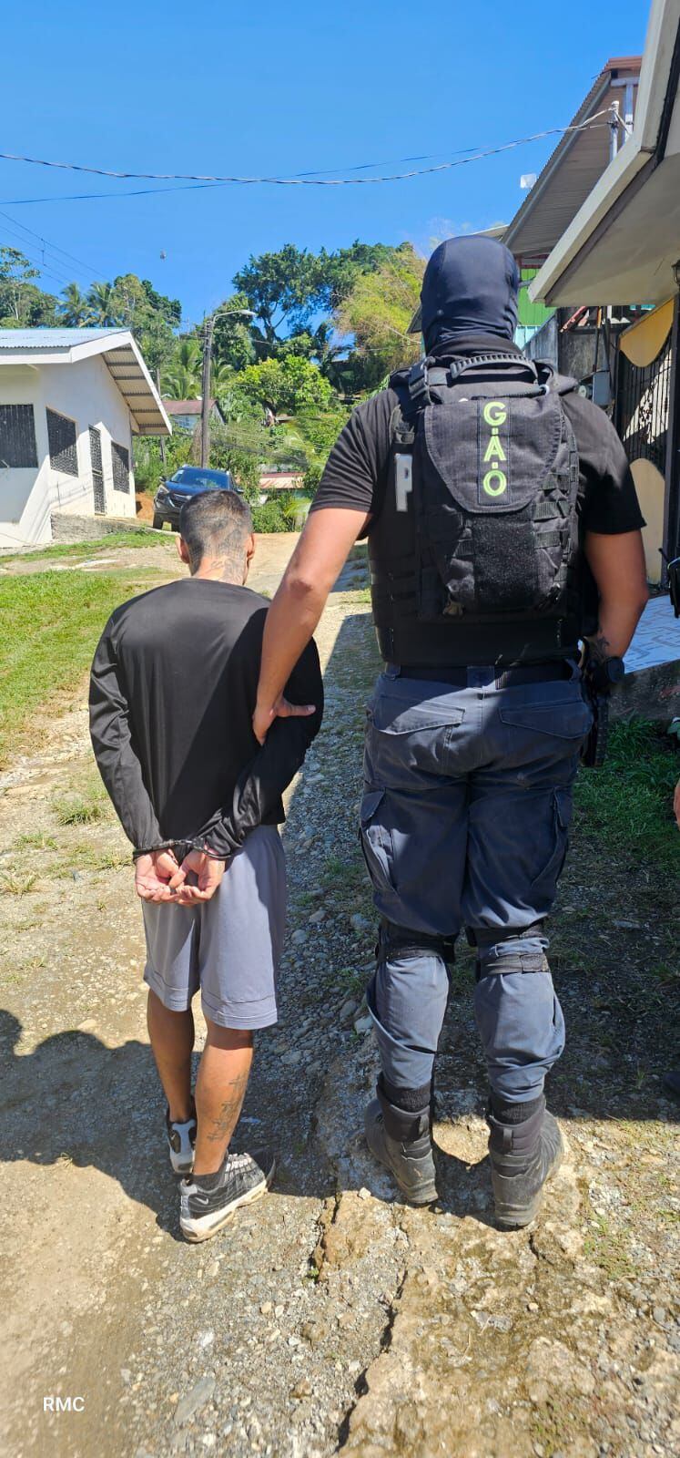 La captura de Casanova León ocurrió el sábado en Corales I de Limón.  El hombre de 28 años, quedó libre ese mismo día. Foto:  Cortesía MSP.
