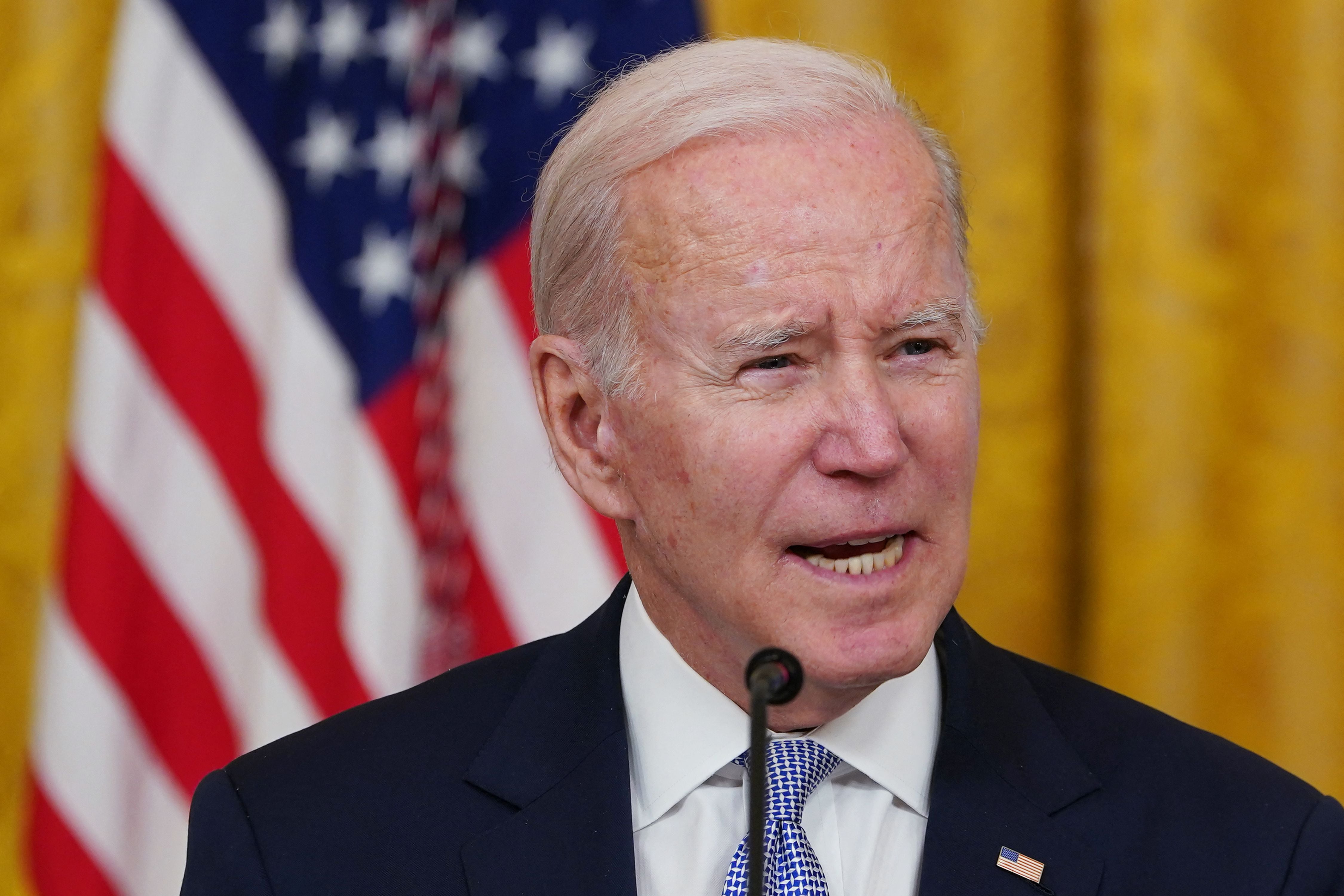 Corte Suprema examina plan de Joe Biden para aliviar deuda estudiantil en Estados Unidos