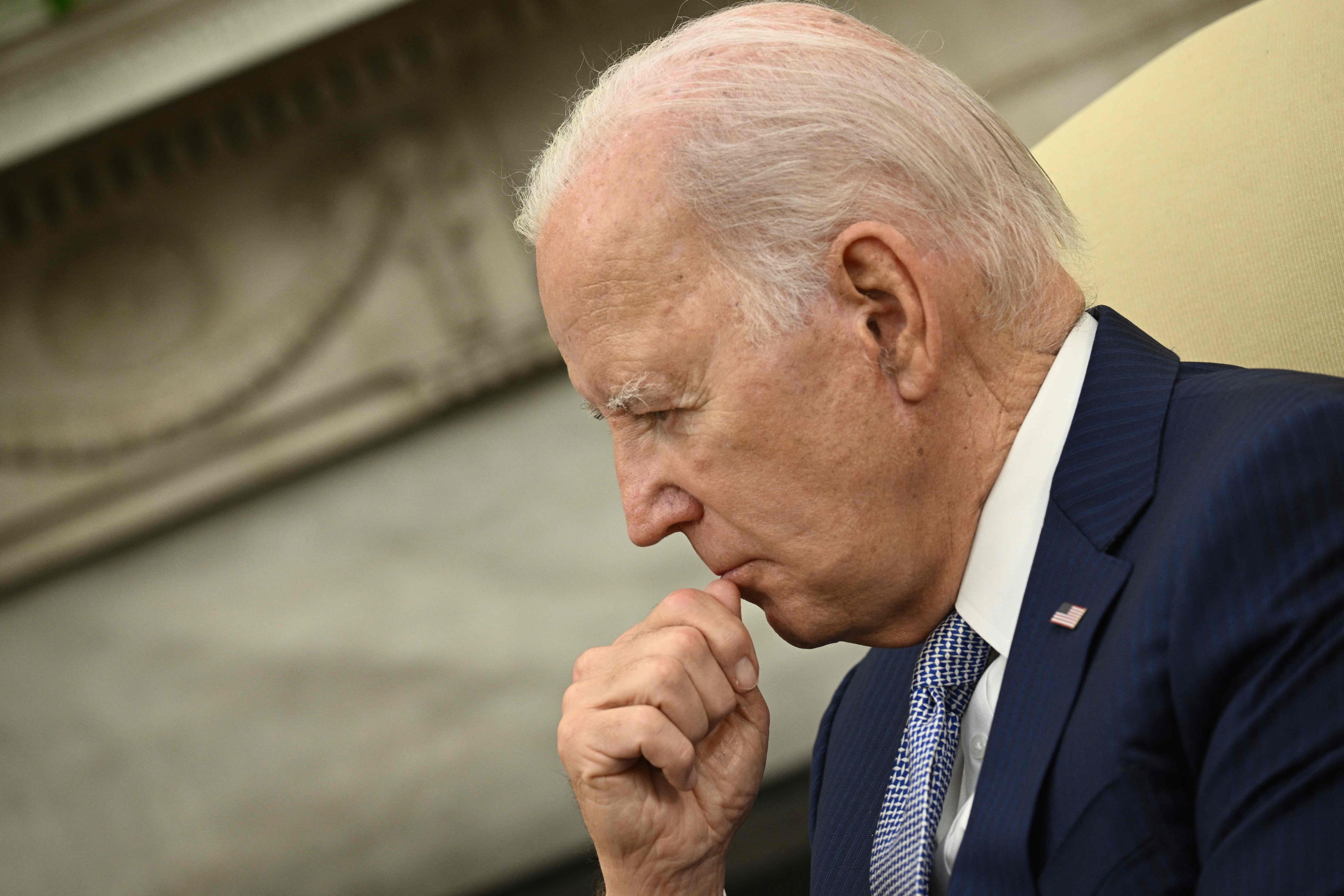 Un panel solicitado por el presidente Joe Biden reconoce infracciones en la vigilancia de no estadounidenses, mientras se debate su relevancia para la seguridad nacional.