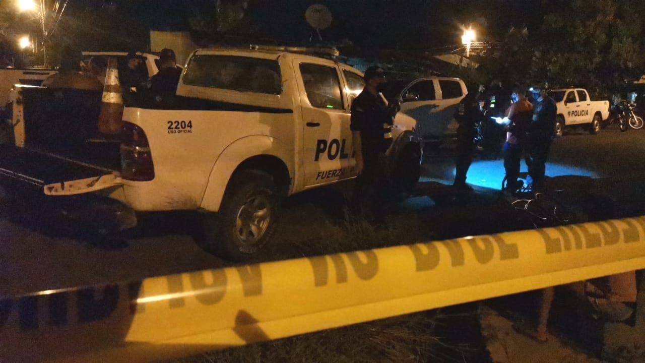 Un joven de 20 años fue asesinado por gatilleros cuando viajaba en un taxi en Chacarita, Puntarenas. Foto: 