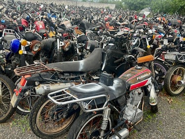 Motos en el depósito de Cosevi, Naranjo, Alajuela, donde es posible ver su deterioro