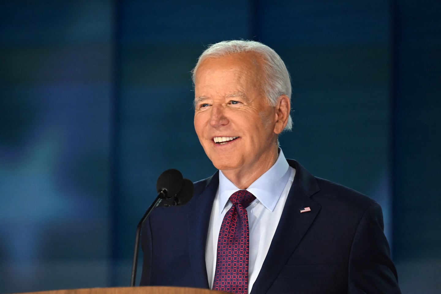 Joe Biden firma ley de financiamiento que evita parálisis de presupuesto de gobierno