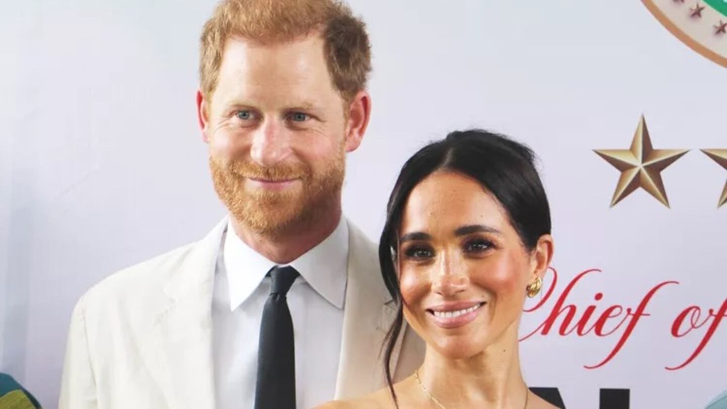 The Duke and Duchess of Sussex surprise by dancing salsa in Colombia and Meghan Markle dazzles with her Spanish