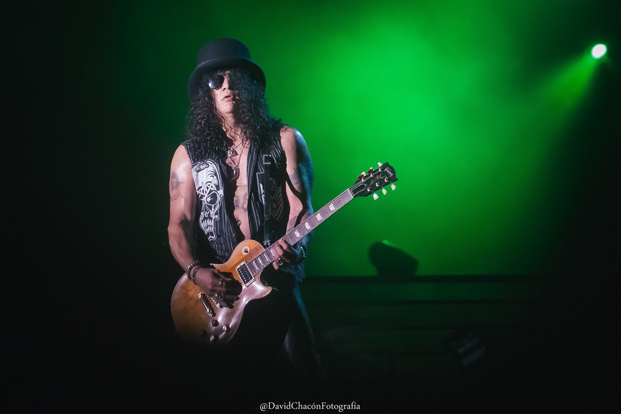 David fue el único fotógrafo autorizado para retratar a Guns N' Roses, cuando la banda se presentó en noviembre del 2016.