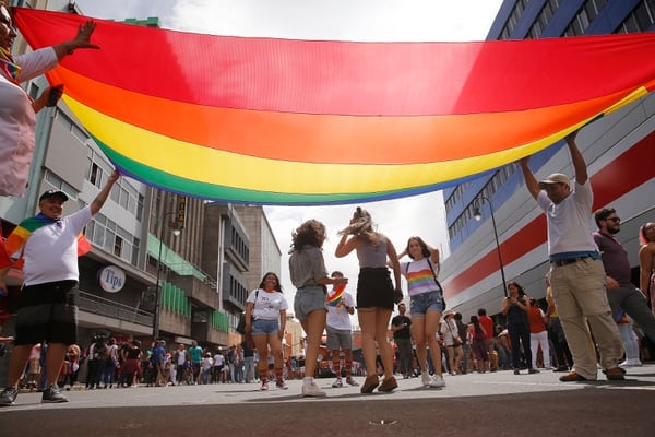 La Marcha de la Diversidad fue suspendida por la emergencia del coronavirus, aunque este domingo 28 de junio, Día internacional del Orgullo gay , se celebró de forma virtual. Foto: Albert Marín.