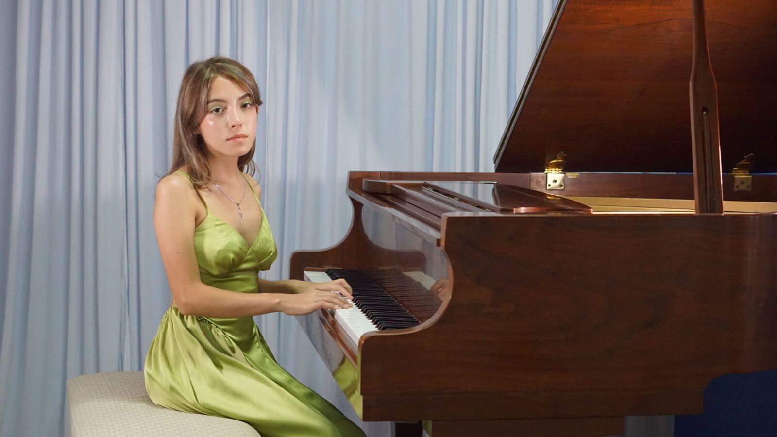 Fátima Carvajal tiene 17 años y actualmente cursa el bachiller en Piano en la Escuela Superior de Música de Costa Rica. Foto: Cortesía Escuela Superior de Música Costa Rica