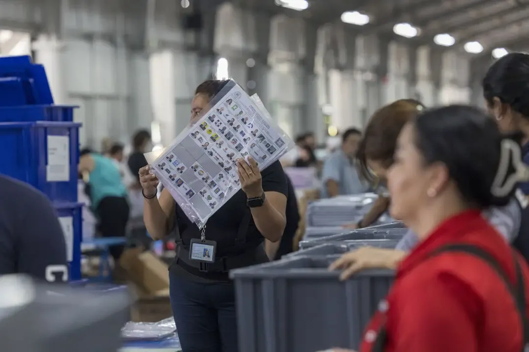 La primera ronda electoral en Guatemala no dejó un ganador.De momento, el balotaje está previsto para el 20 de agosto. 