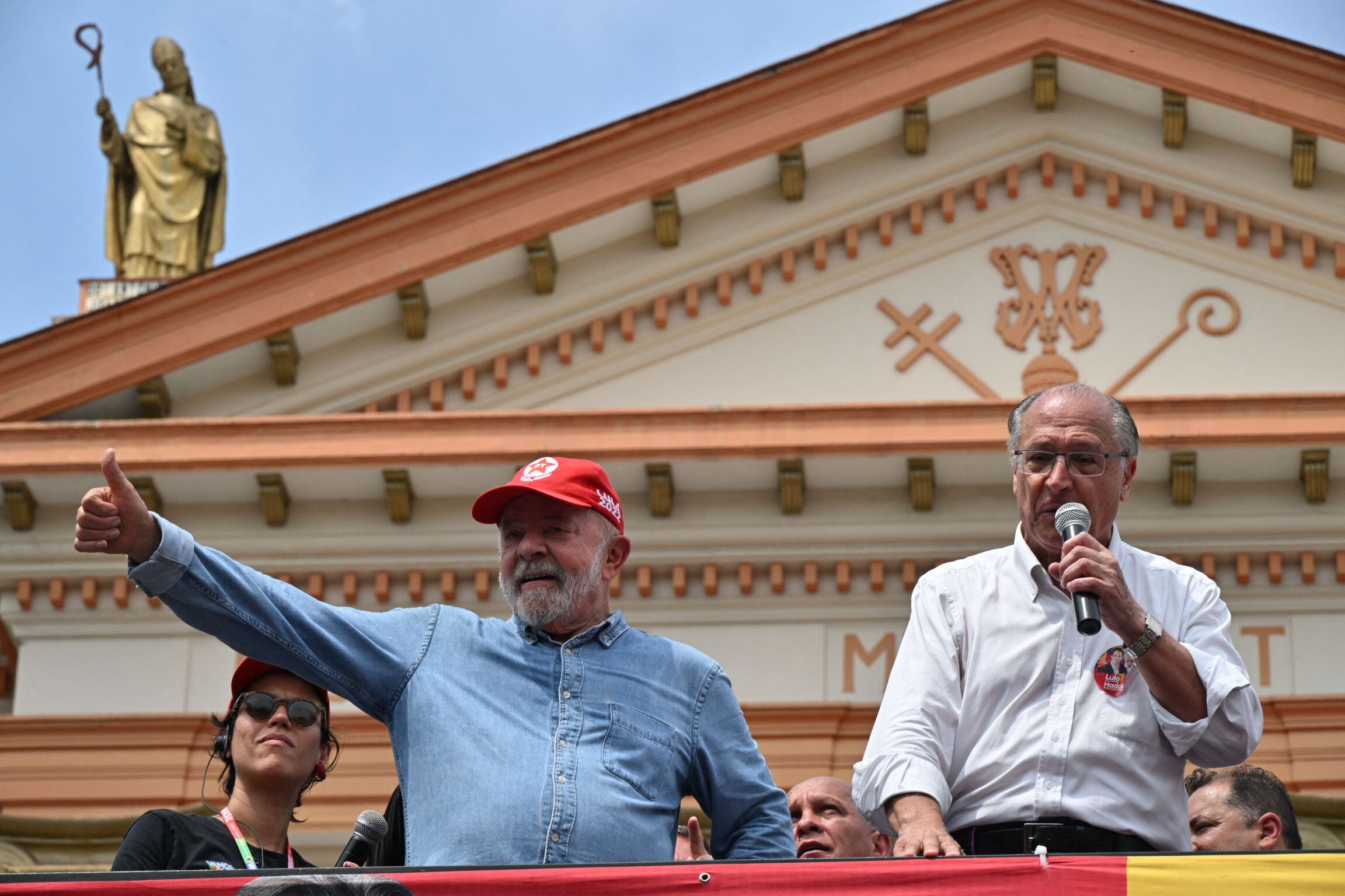 Lula se impuso con el 48,4% contra 43,2% de los votos totales en la primera vuelta.