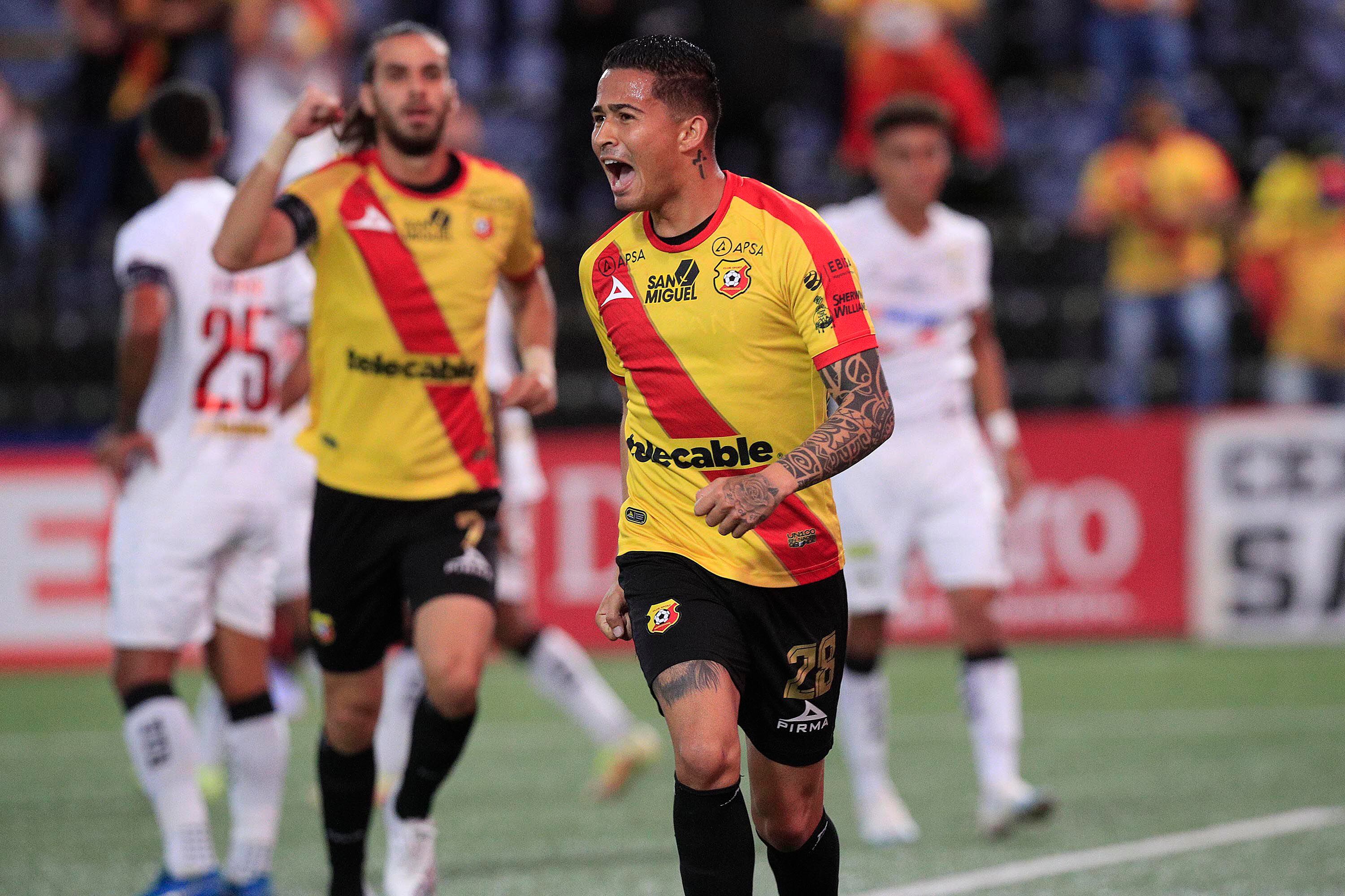Gerson Torres tuvo una campaña irregular en el Herediano en el Torneo Clausura 2023  y los aficionados le piden mayor entrega en la cancha.
