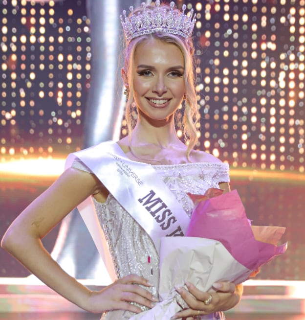 Para el Miss Universo 2024 hay pocas rubias, una de ellas es Rumina Iveza, de 19 años,  representante de Montenegro.